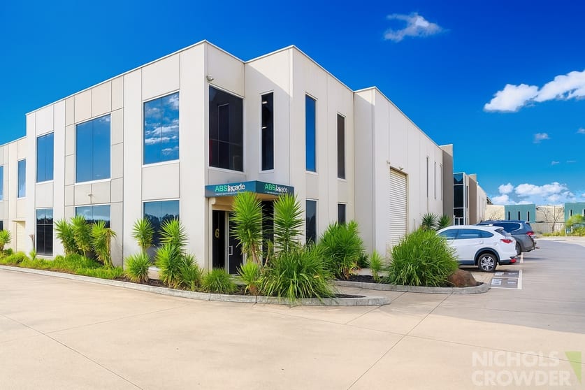 Click to view all images 6/49 Frankston Gardens Drive Carrum Downs VIC 3201 - Image 1