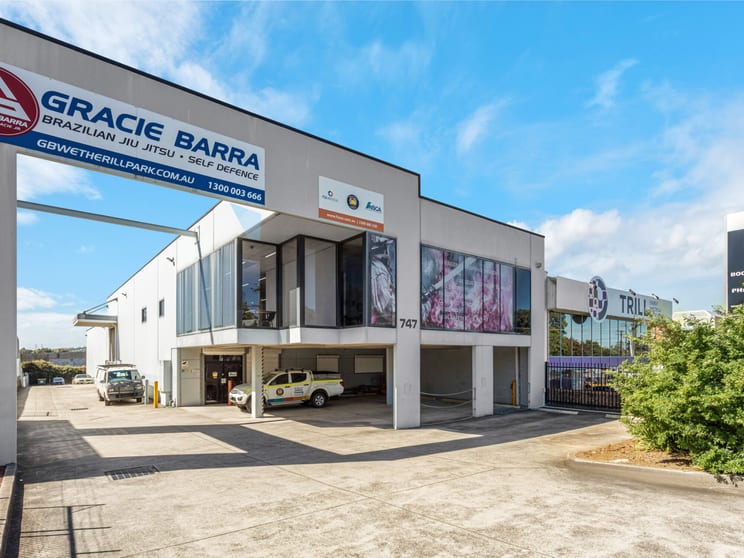 Click to view all images Smithfield NSW 2164 - Image 2
