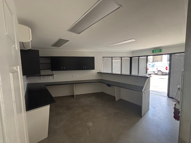 Click to view all images 6/3 Industry Place Capalaba QLD 4157 - Image 2