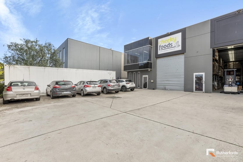 Click to view all images 1/4 Norwest Avenue Laverton North VIC 3026 - Image 1