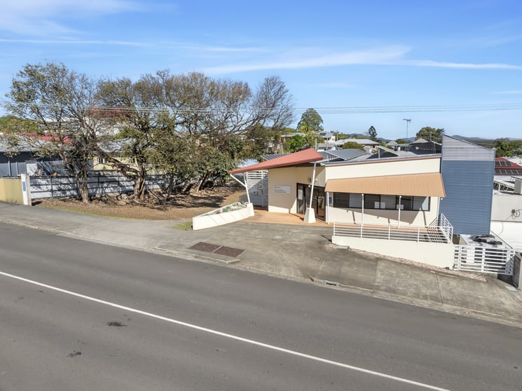 22 & 26 Duke Street Gympie QLD 4570 - Image 2