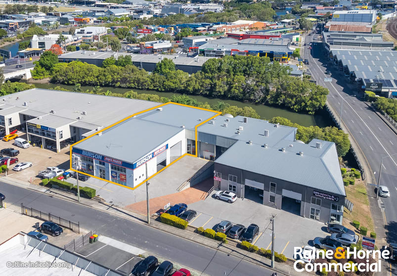 Click to view all images 4/18 Bimbil Street Albion QLD 4010 - Image 3