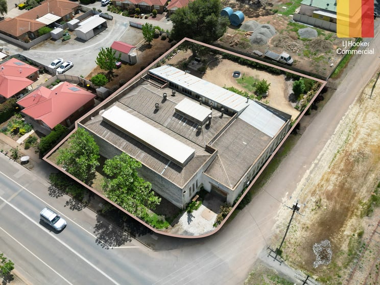 Click to view all images 39 Belvidere Road Saddleworth SA 5413 - Image 1