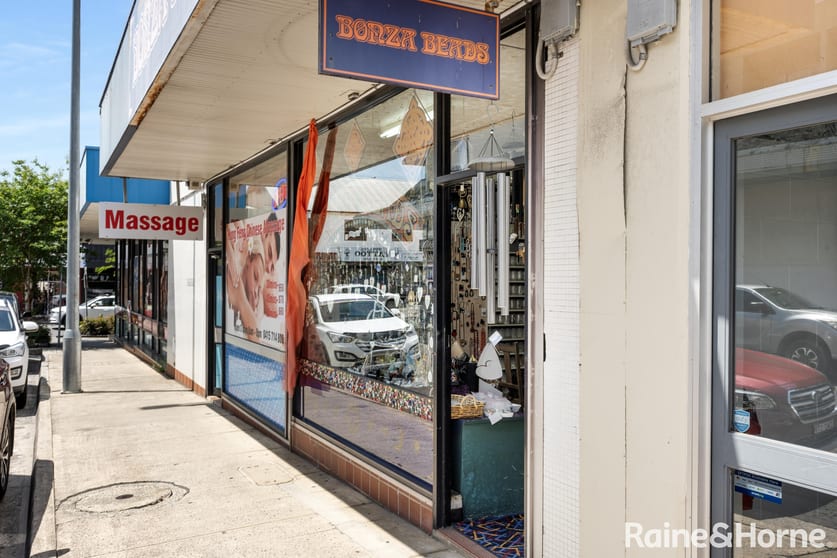 27 Kinghorne Street Nowra NSW 2541 - Image 2