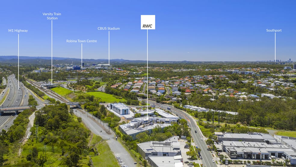 Click to view all images 12/475 Scottsdale Drive Varsity Lakes QLD 4227 - Image 1