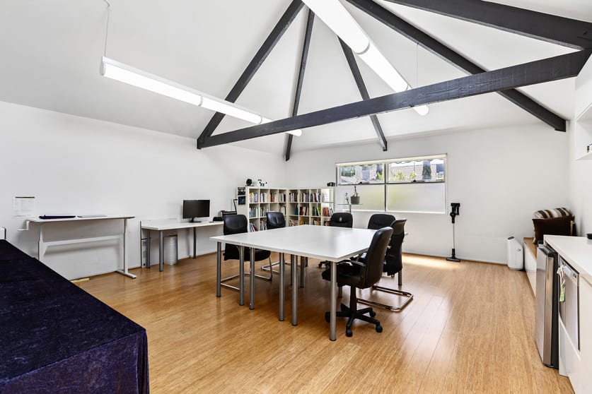 Click to view all images 4/41 Glen Huntly Road Elwood VIC 3184 - Image 1