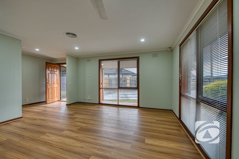 Click to view all images 22 Main Street Pakenham VIC 3810 - Image 2