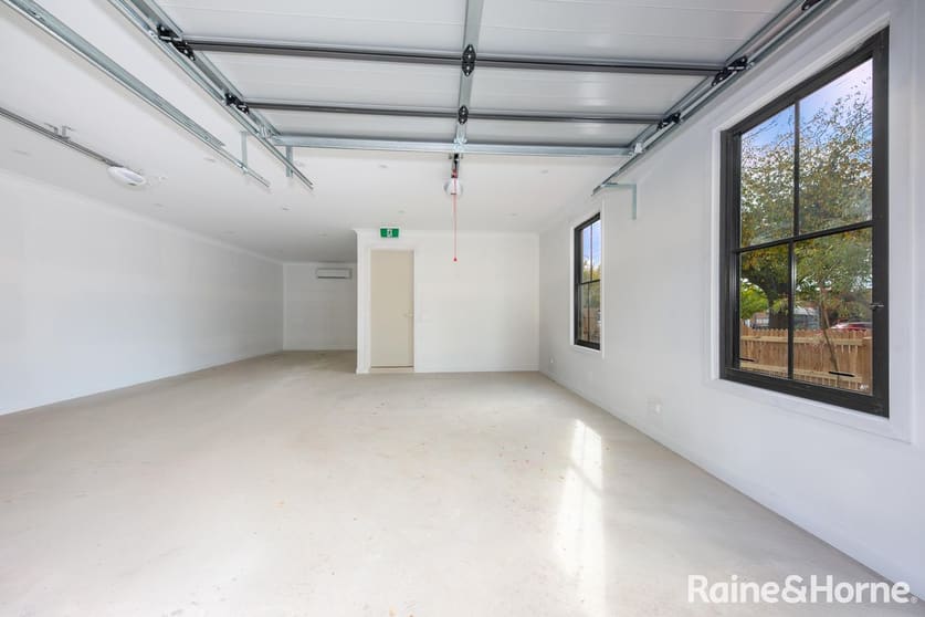 Click to view all images 1/48 Brantome Street Gisborne VIC 3437 - Image 3