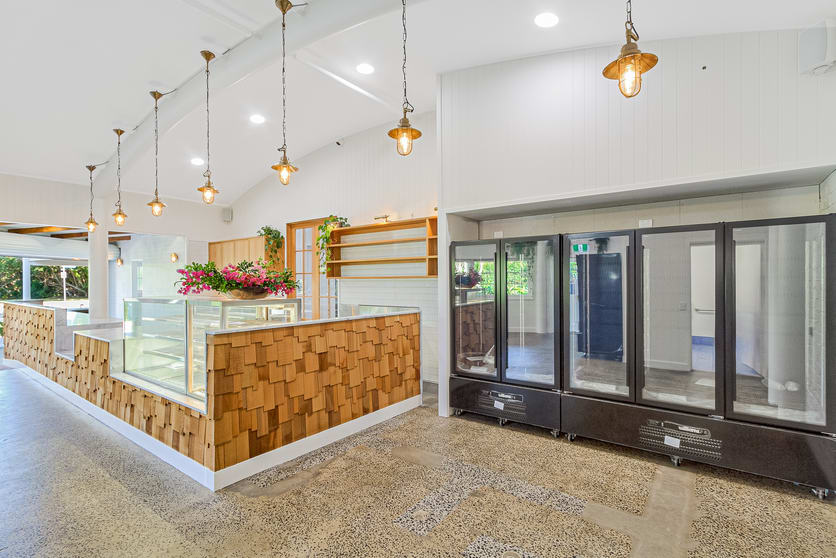 Click to view all images 50 Main Road Fingal Head NSW 2487 - Image 2