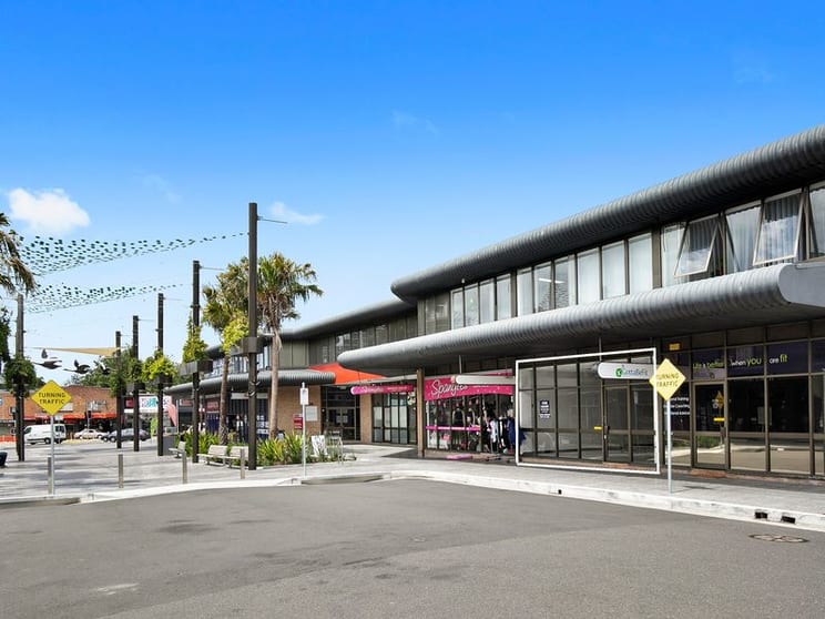 Click to view all images Shop 2/665 Pittwater Road Dee Why NSW 2099 - Image 1