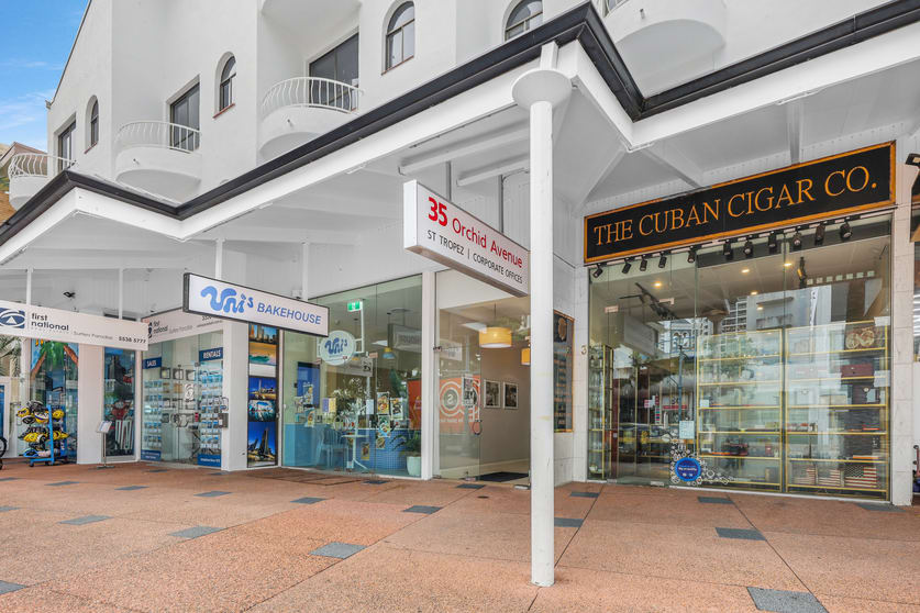 Click to view all images 31/35 Orchid Avenue Surfers Paradise QLD 4217 - Image 2