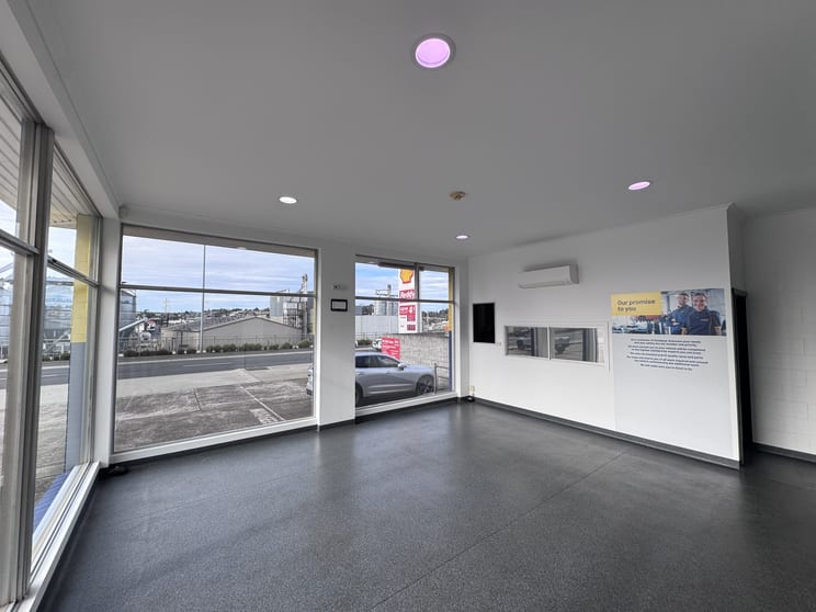 25-27 Formby Road Devonport TAS 7310 - Image 3