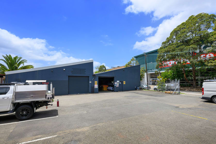 Click to view all images 22 Waltham Street Artarmon NSW 2064 - Image 3