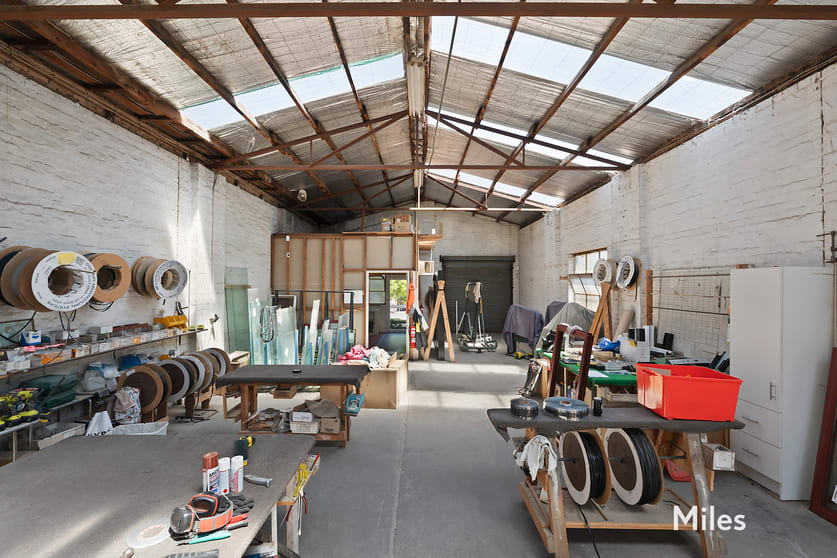 Click to view all images 28 Korong Road Heidelberg West VIC 3081 - Image 2
