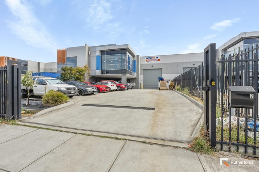 Click to view all images 7 Connection Drive Campbellfield VIC 3061 - Image 2