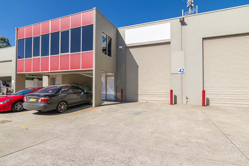 Click to view all images 42/7 Salisbury Road Castle Hill NSW 2154 - Image 1