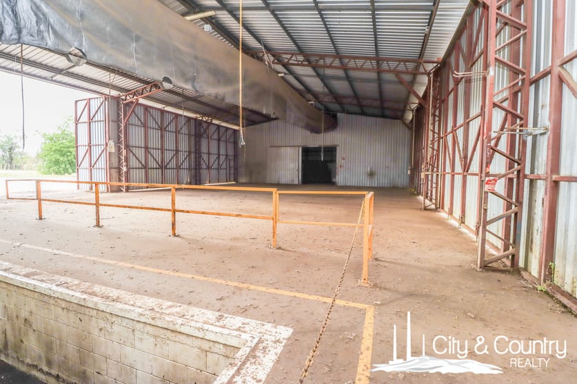 Click to view all images 3 Traders Way Mount Isa QLD 4825 - Image 3