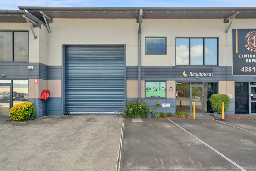 Click to view all images Unit 8/10 Pioneer Avenue Tuggerah NSW 2259 - Image 1