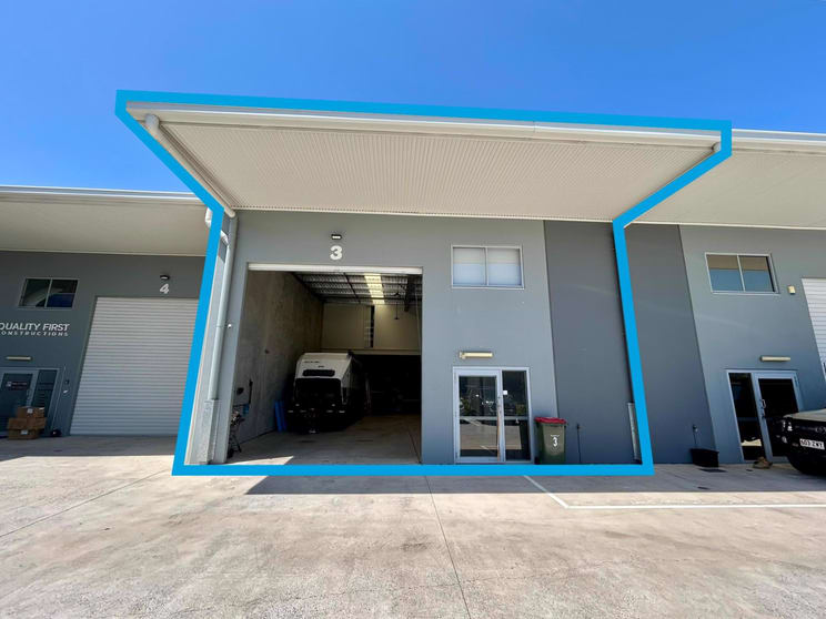 Click to view all images 3/10 Focal Avenue Coolum Beach QLD 4573 - Image 1
