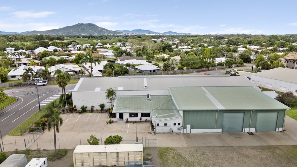 Click to view all images 9-13 Milne St Idalia QLD 4811 - Image 4