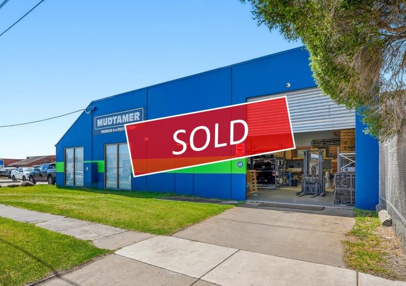 Click to view all images 1/4 Stephenson Road Seaford VIC 3198 - Image 1