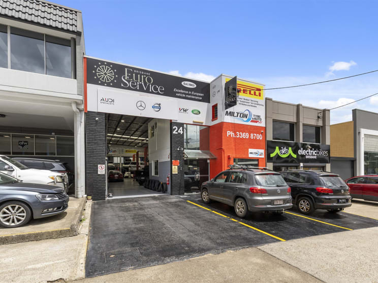 24 Douglas Street Milton QLD 4064 - Image 3