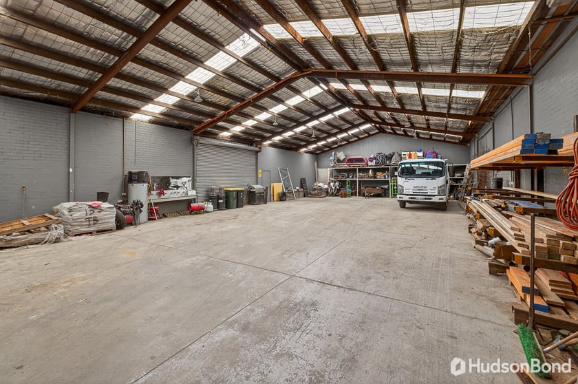 Click to view all images 5 Crissane Road Heidelberg West VIC 3081 - Image 3