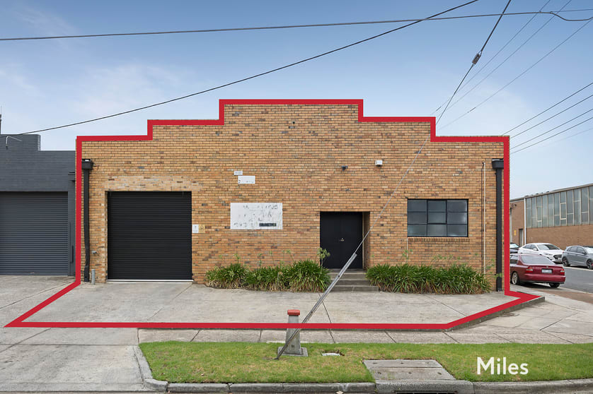 Click to view all images 44 Korong Road Heidelberg West VIC 3081 - Image 1