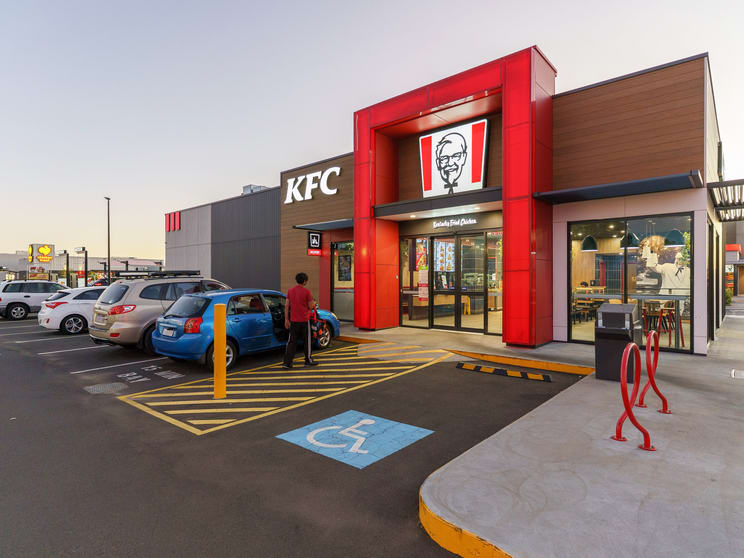Click to view all images 17 Norton Promenade Dalyellup WA 6230 - Image 1