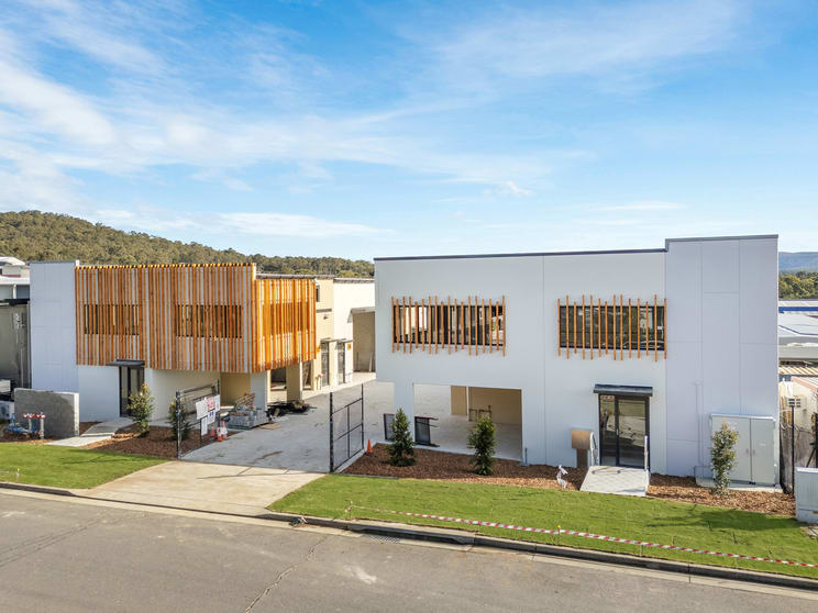 Click to view all images 30 Accolade Avenue Morisset NSW 2264 - Image 2