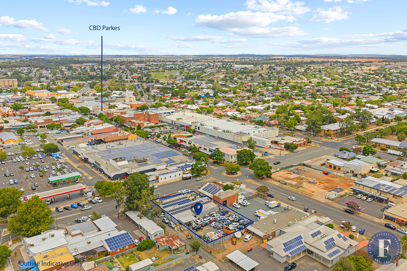 Click to view all images 16 Bushman Street Parkes NSW 2870 - Image 2