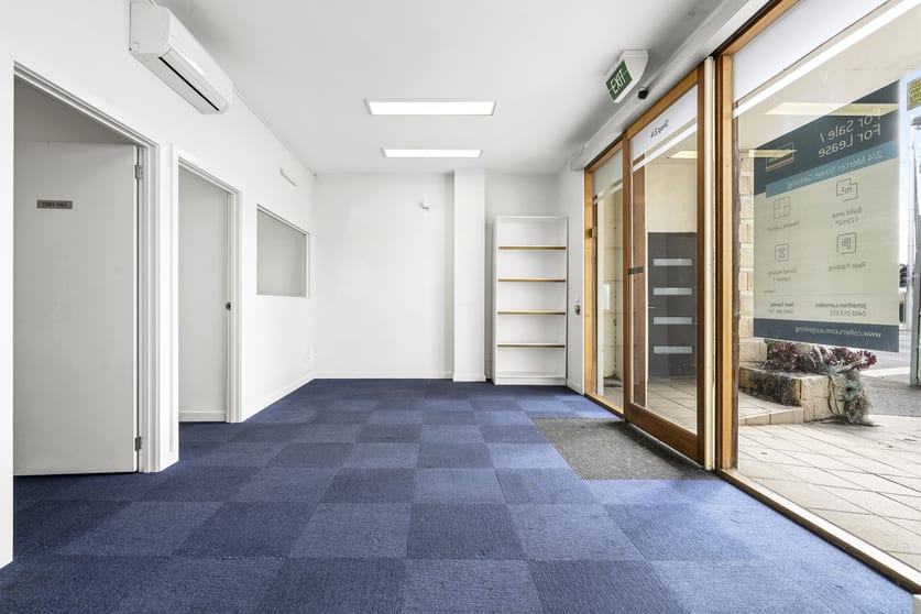 Click to view all images 2/4 Mercer Street Geelong VIC 3220 - Image 2