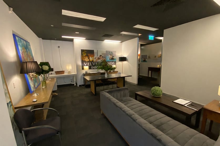 Click to view all images Shop 5/85B Queensbridge Street Southbank VIC 3006 - Image 2