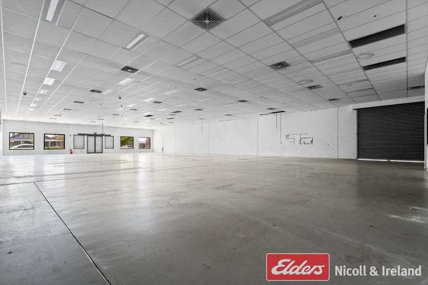 Click to view all images 130 Durham Street Bathurst NSW 2795 - Image 2