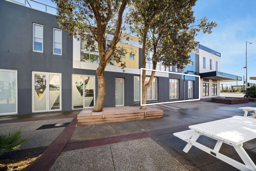 Click to view all images 1/1A The Strand Chelsea VIC 3196 - Image 1