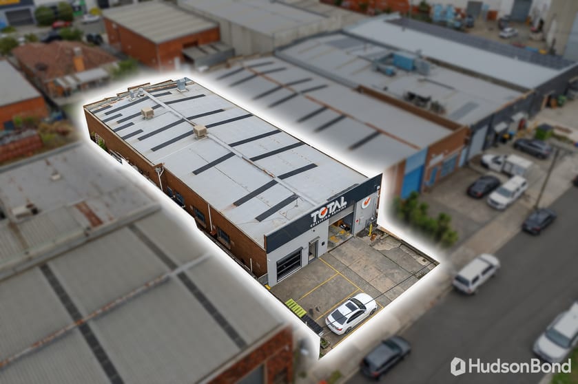 Click to view all images 1 Walton Street Airport West VIC 3042 - Image 2
