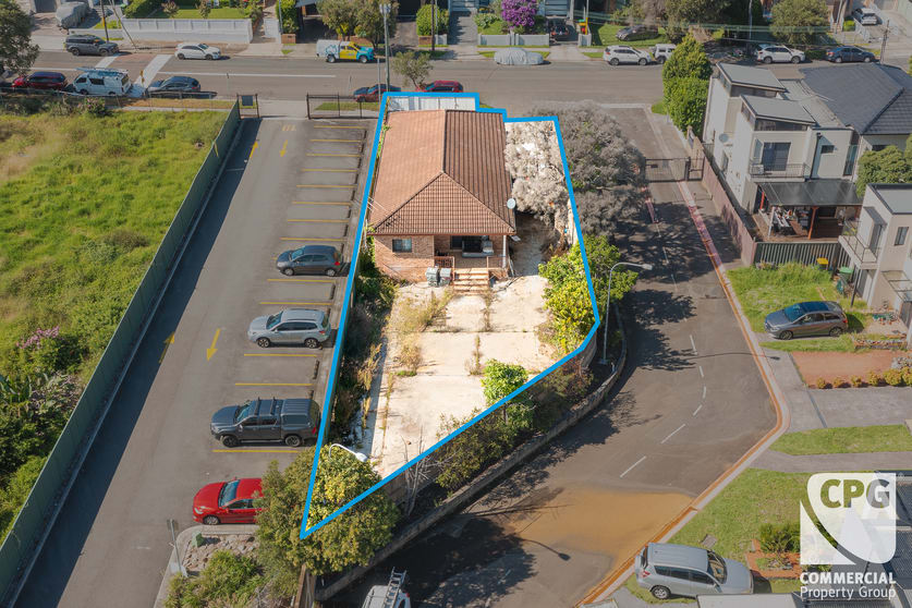 Click to view all images 84 Rogers Street Roselands NSW 2196 - Image 2