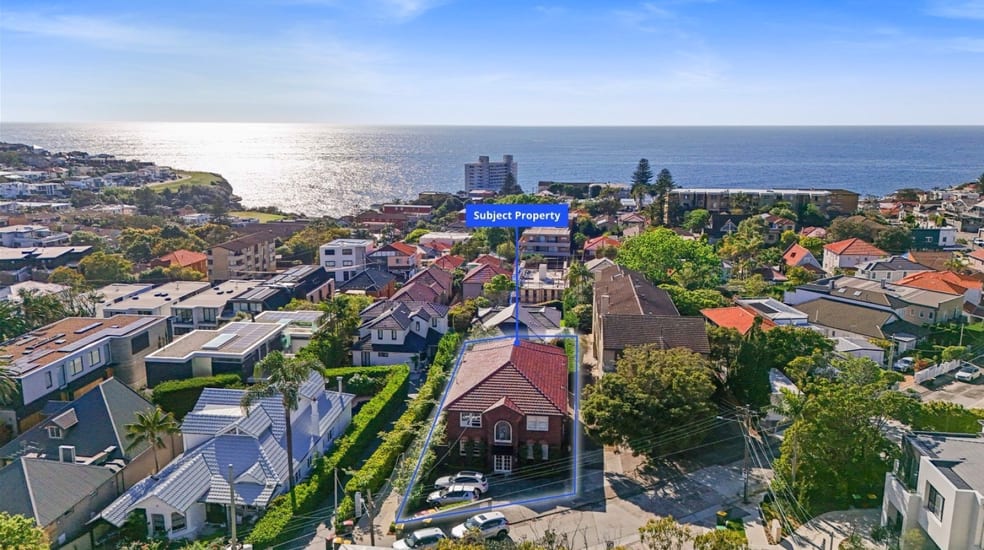 Click to view all images 19 Captain Pipers Road Vaucluse NSW 2030 - Image 2