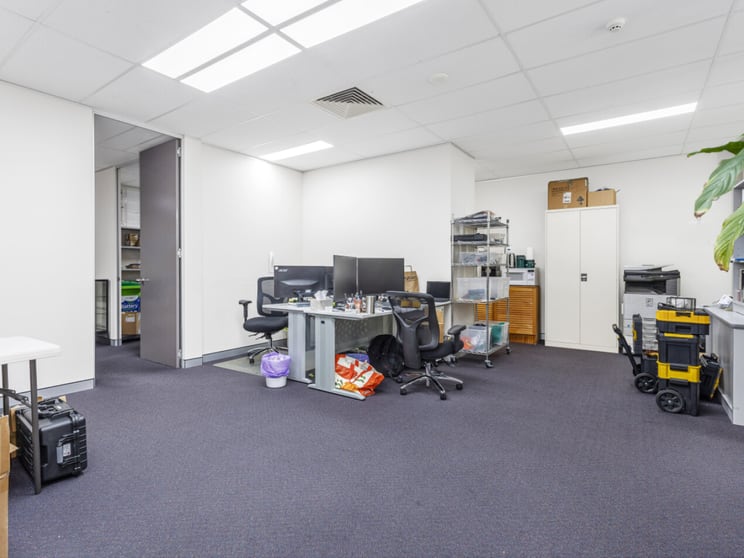 Click to view all images G12/25 Solent Circuit Norwest NSW 2153 - Image 2