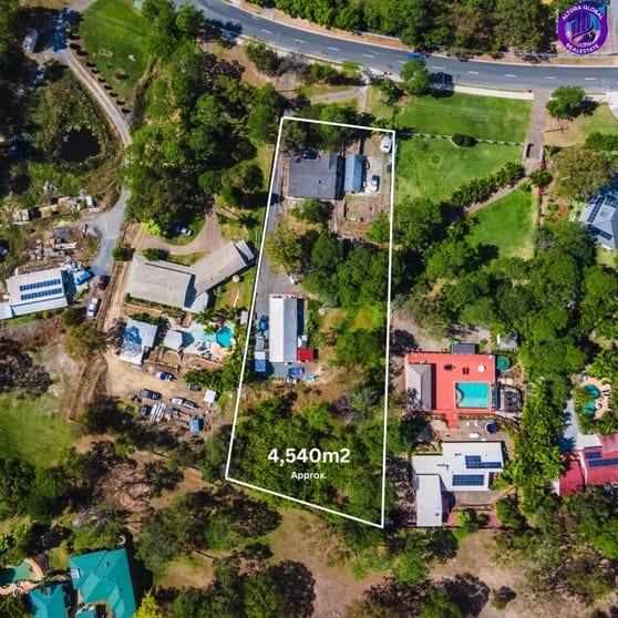 Click to view all images 113 Glade Drive Gaven QLD 4211 - Image 2