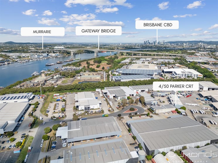 Click to view all images 4/50 PARKER COURT Pinkenba QLD 4008 - Image 1