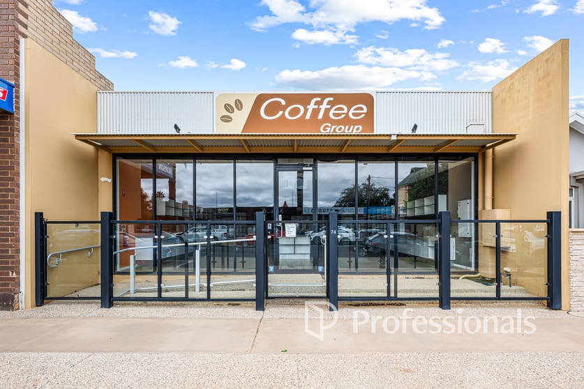74 Orange Avenue Mildura VIC 3500 - Image 1