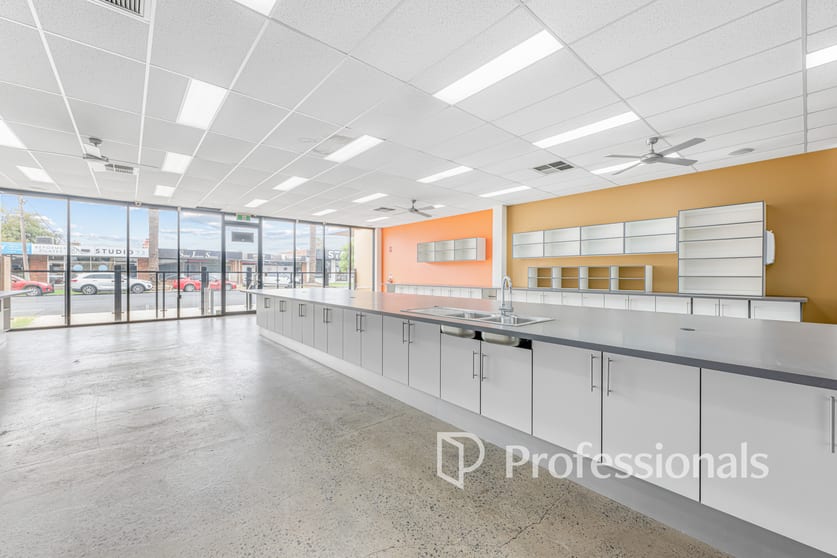 74 Orange Avenue Mildura VIC 3500 - Image 3