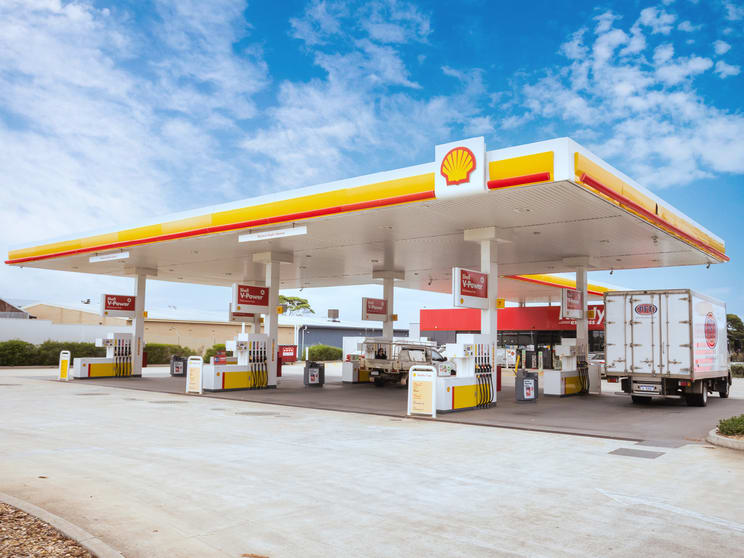 Click to view all images 342 Albany Highway (Cnr South Coast Highway) Orana WA 6330 - Image 1