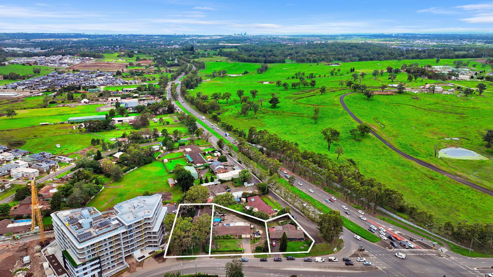 Click to view all images 1-5 Terry Road Box Hill NSW 2765 - Image 3