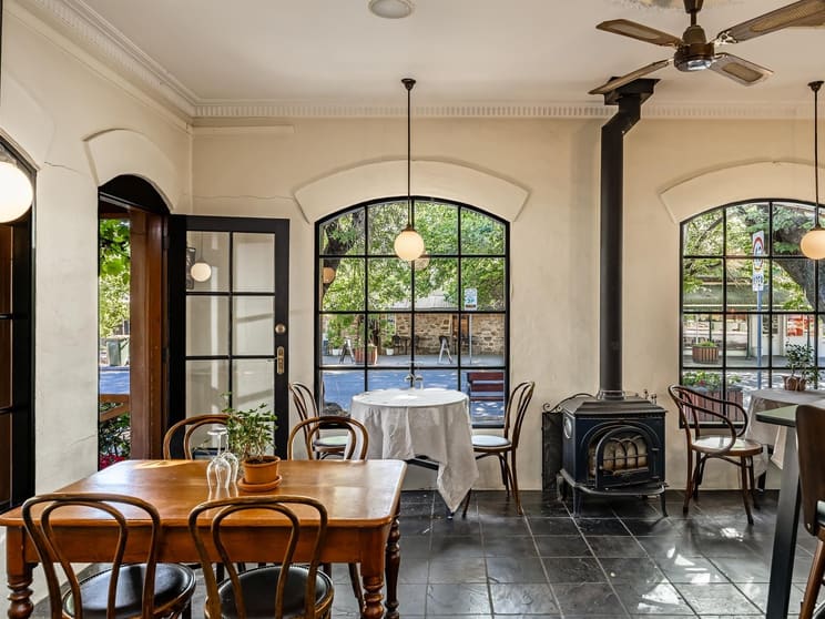 Click to view all images 89 Mount Barker Road & 1 Hereford Avenue Hahndorf SA 5245 - Image 4