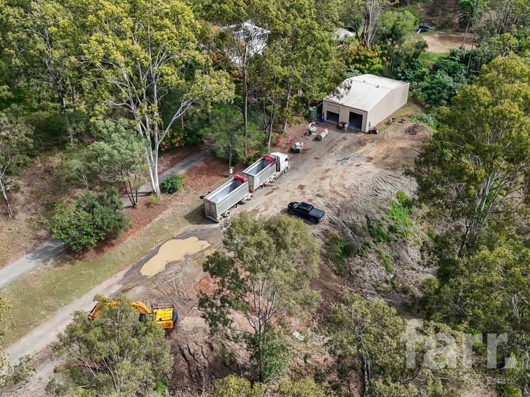 Click to view all images 48 Luscombe Crescent Wolffdene QLD 4207 - Image 1