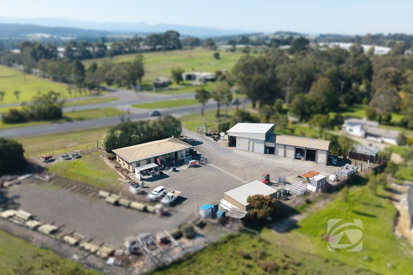 Click to view all images 2856 Princes Highway Garfield VIC 3814 - Image 2