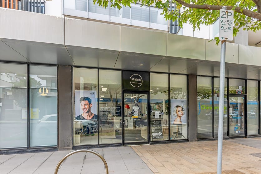 Click to view all images 2, 3 & 4 / 112-114 Pier Street Altona VIC 3018 - Image 3