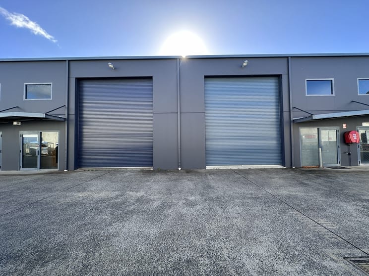 Click to view all images 3/26 Industrial Drive North Boambee Valley NSW 2450 - Image 2